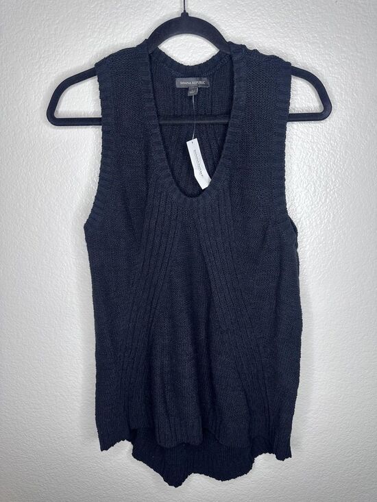 Banana Republic Sweaters - Banana Republic Sweater Vest Womens Large Gray V Neck Ribbed Knit Sleeveless